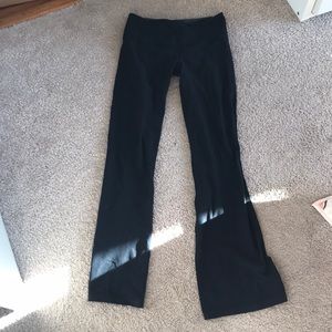 Lululemon yoga pants
